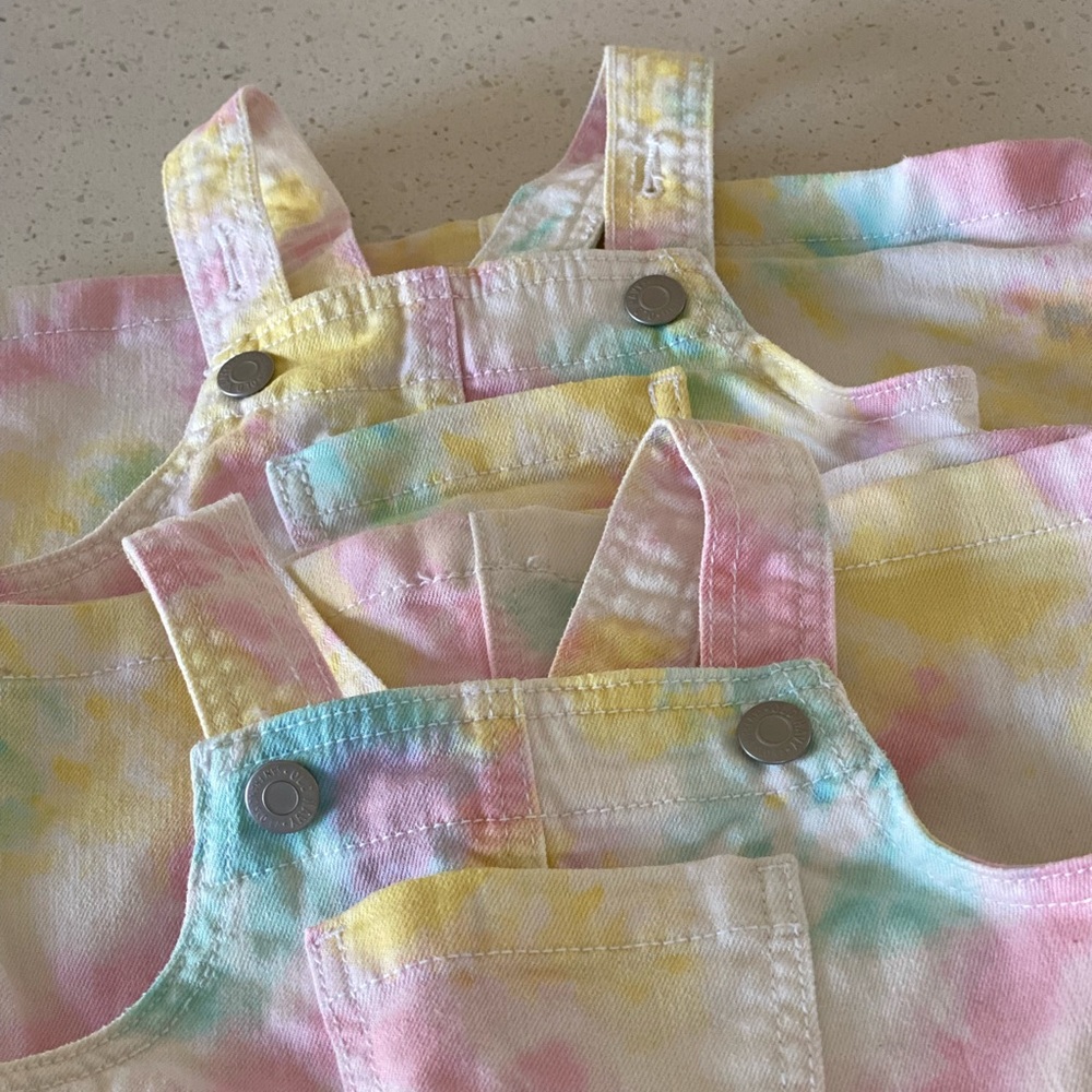 Old Navy dresses tie dye